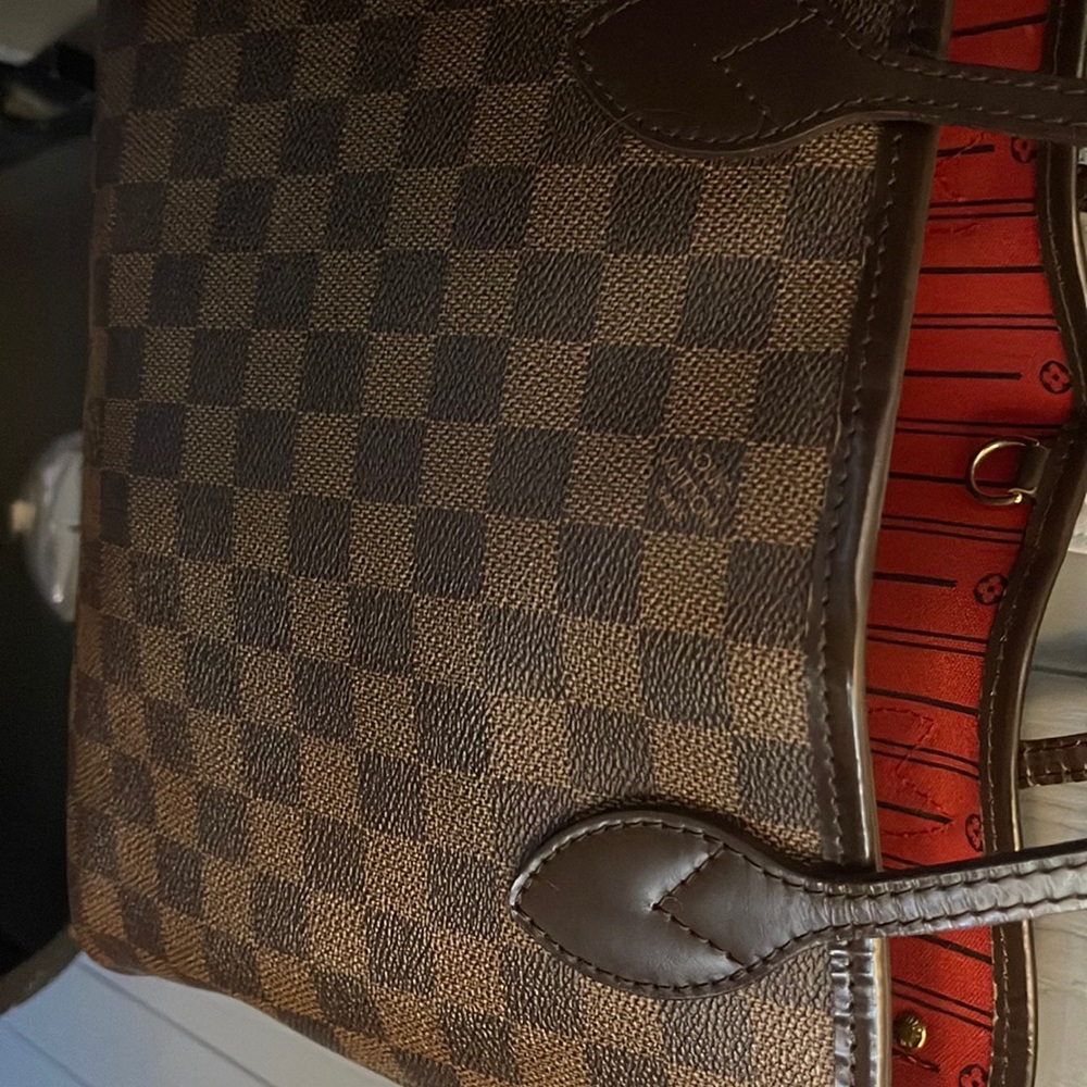 Neverfull Louis Vuitton bag